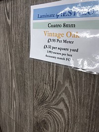 Vintage Oak Laminate Flooring. FlooringNearMe.SimDif.com shop now Direct at Trade Price